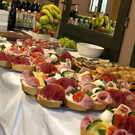 Kozak Hotel 4*